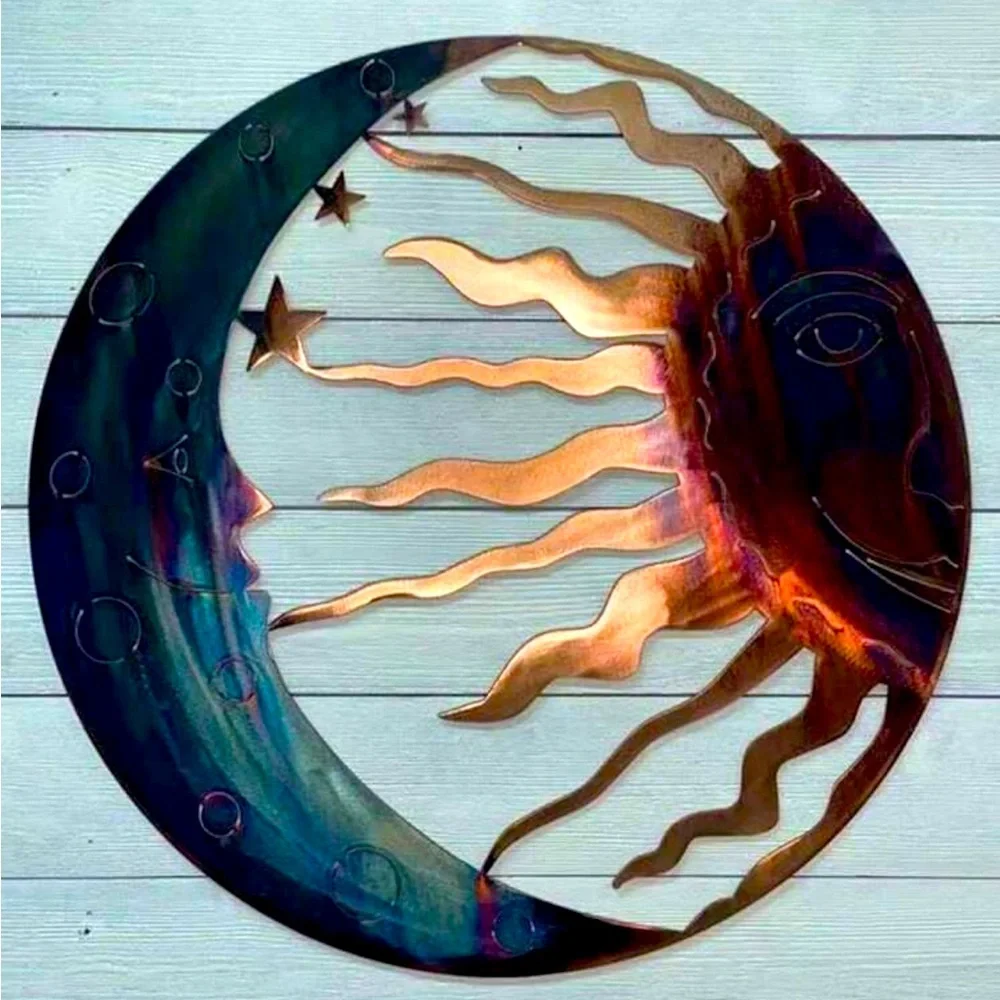 Metal Cut-Out Sun and Moon Decor NEW 🏷️